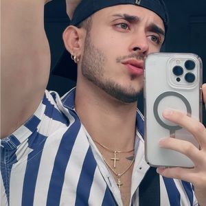 Meet your Posher, Luis